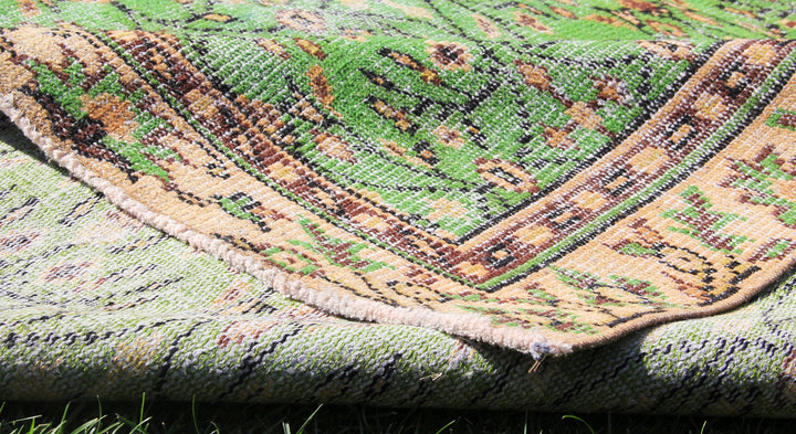 Vintage Handmade Unique Rug  5'4'' X 8'11''