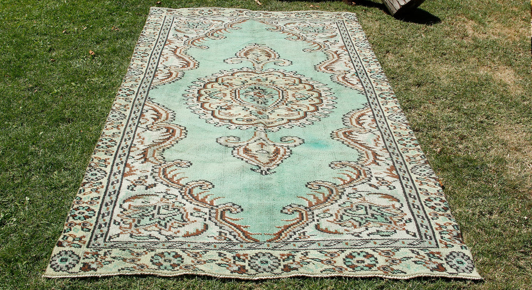 Vintage Handmade Unique Rug  4'12'' X 8'9''