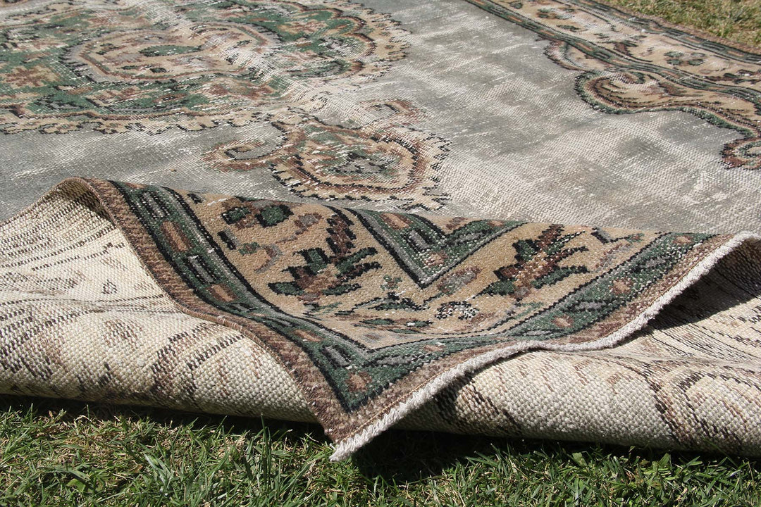 Vintage Handmade Unique Rug  5'10'' X 9'6''