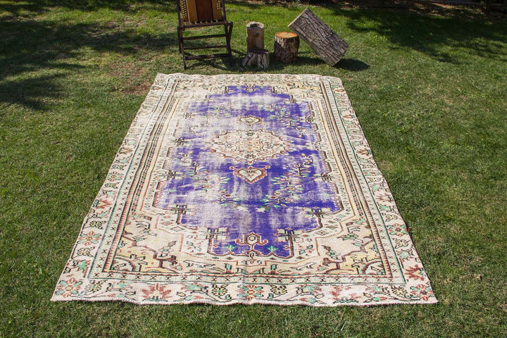 Vintage Handmade Unique Rug  5'1'' X 8'9''