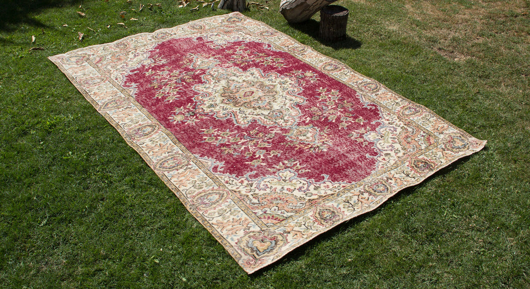 Vintage Handmade Unique Rug  5'9'' X 8'7''