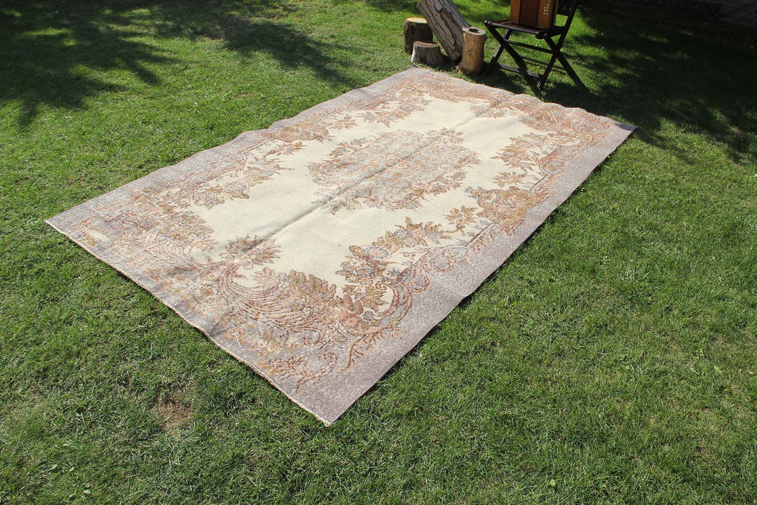 Vintage Handmade Unique Rug  5'9'' X 9'7''