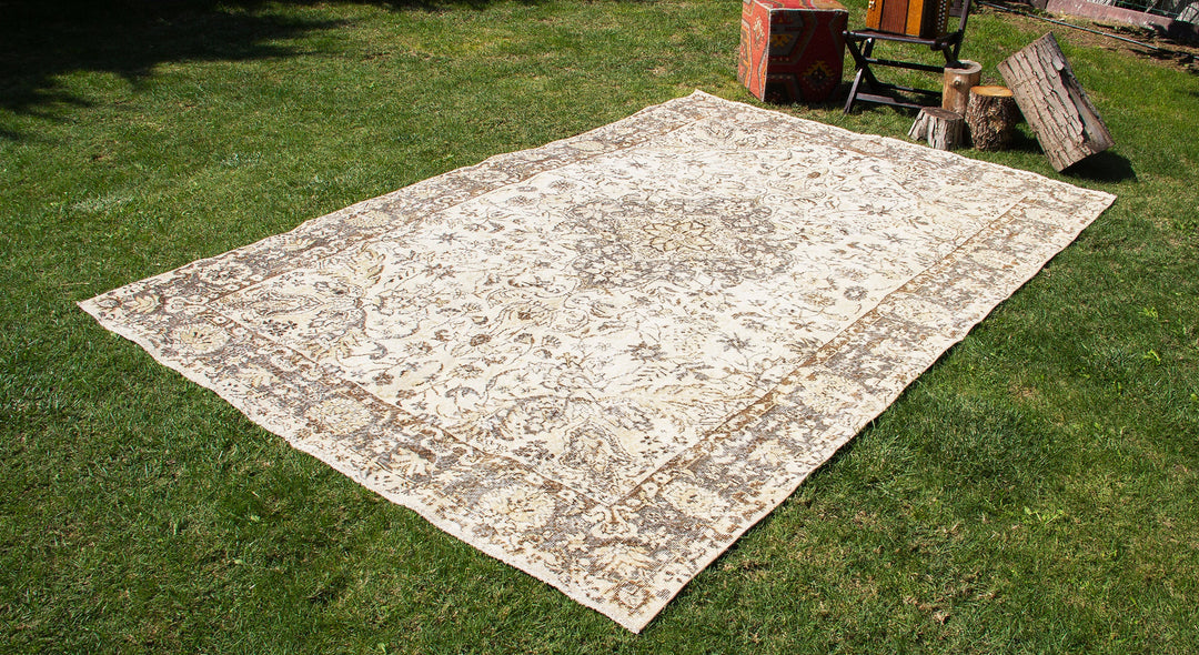 Vintage Handmade Unique Rug  6'9'' X 10'6''