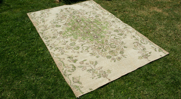 Vintage Handmade Unique Rug  4'8'' X 6'7''