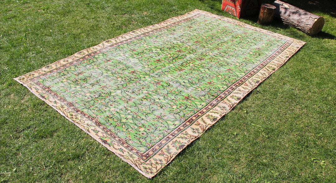 Vintage Handmade Unique Rug  5'4'' X 8'11''