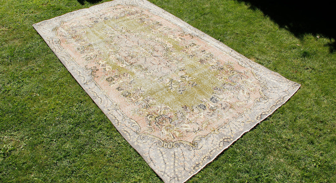 Vintage Handmade Unique Rug  5'9'' X 9'3''