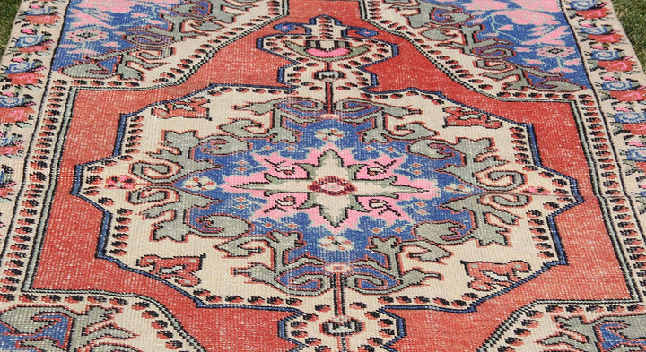 Anatolium Handmade Unique Rug  4'5'' X 7'3''