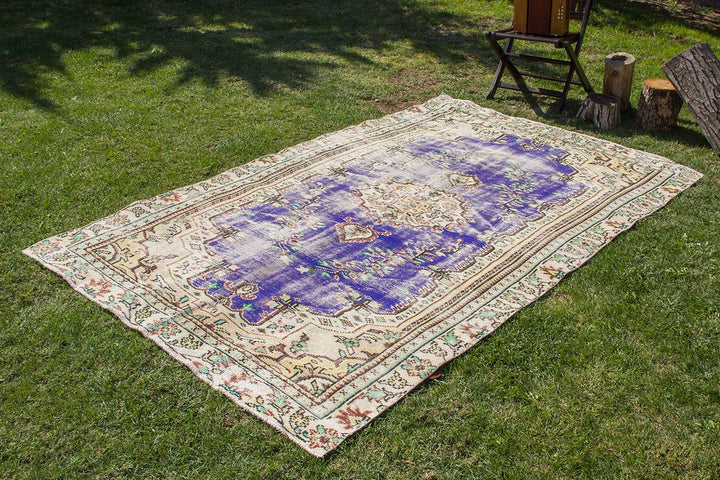 Vintage Handmade Unique Rug  5'1'' X 8'9''