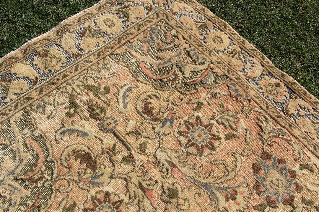 Vintage Carved Handmade Unique Rug  4'5'' X 8'7''