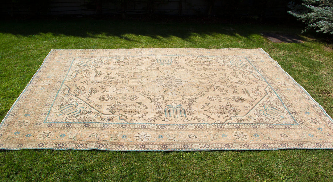 Vintage Oriental Premium Handmade Unique Rug  9'9'' X 13'1''