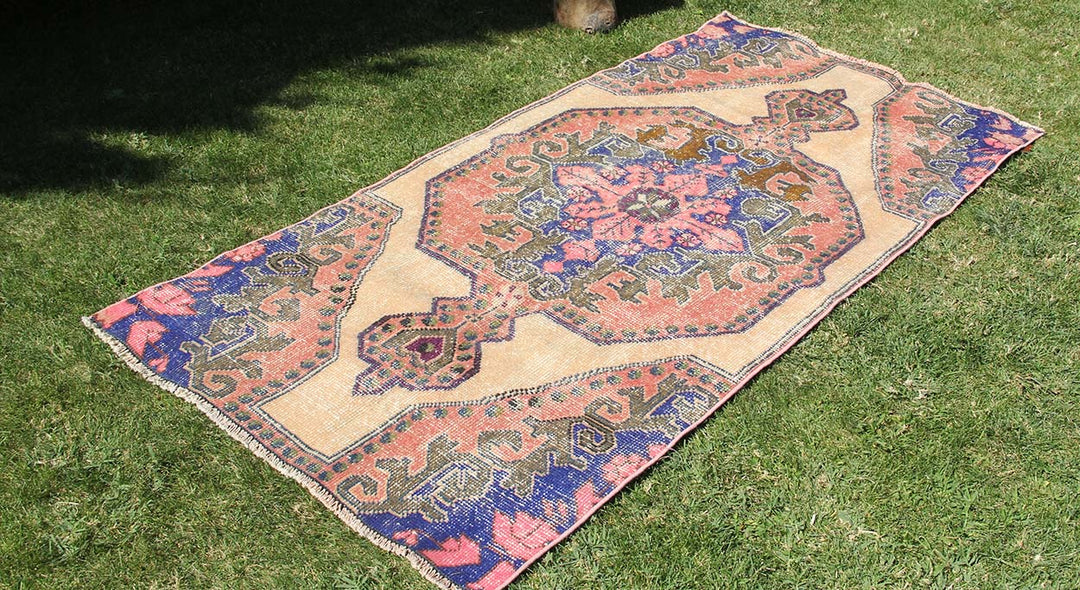Anatolium Handmade Unique Rug  3'2'' X 6'6''