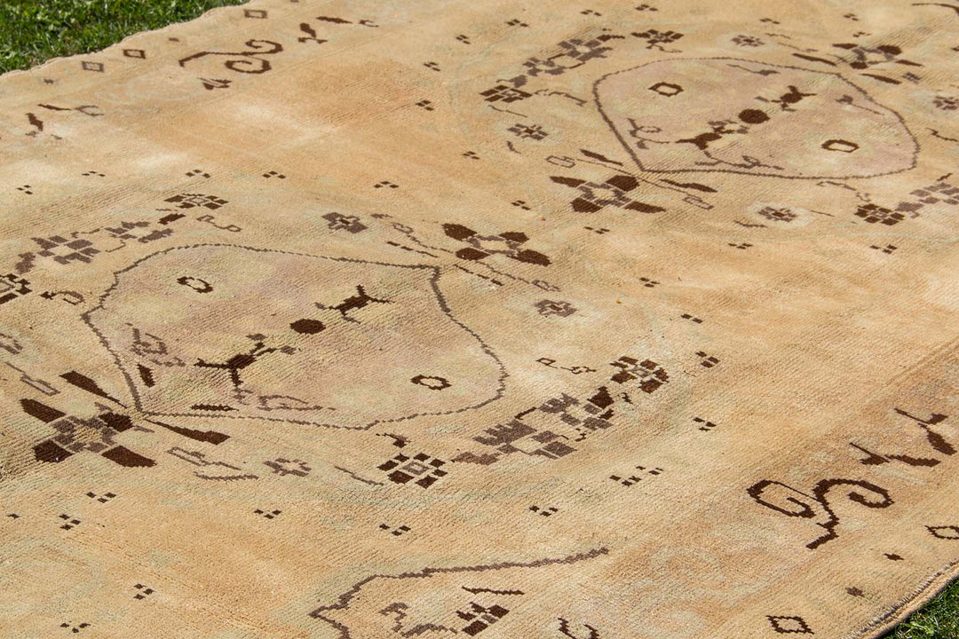 Heritage Handmade Unique Rug  5'2'' X 9'11''