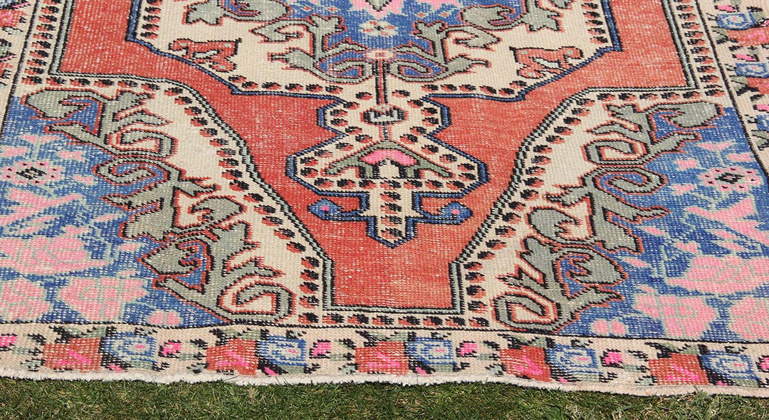 Anatolium Handmade Unique Rug  4'5'' X 7'3''