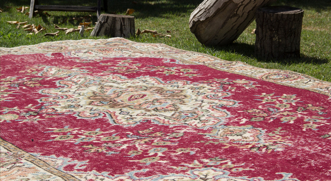 Vintage Handmade Unique Rug  5'9'' X 8'7''