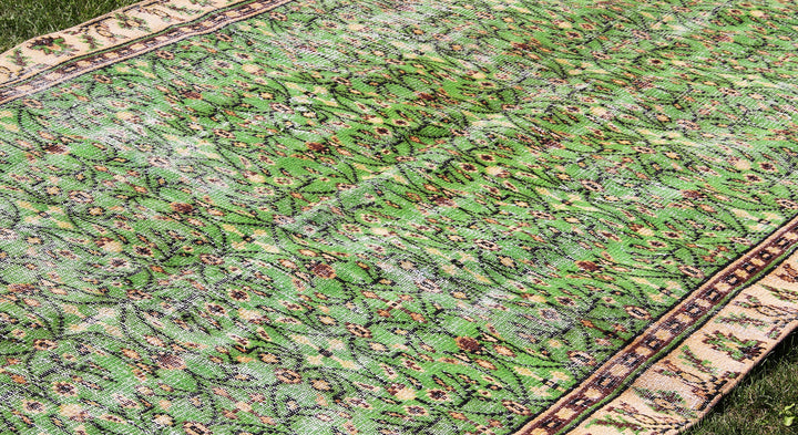 Vintage Handmade Unique Rug  5'4'' X 8'11''