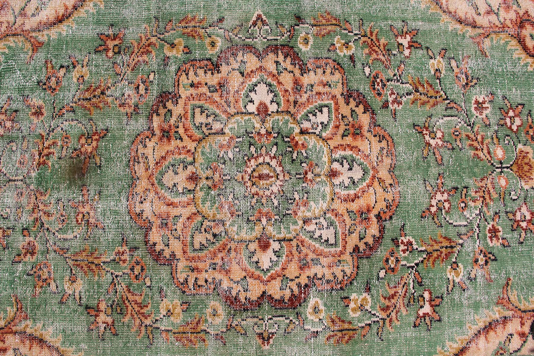 Vintage Handmade Unique Rug  5'7'' X 9'5''