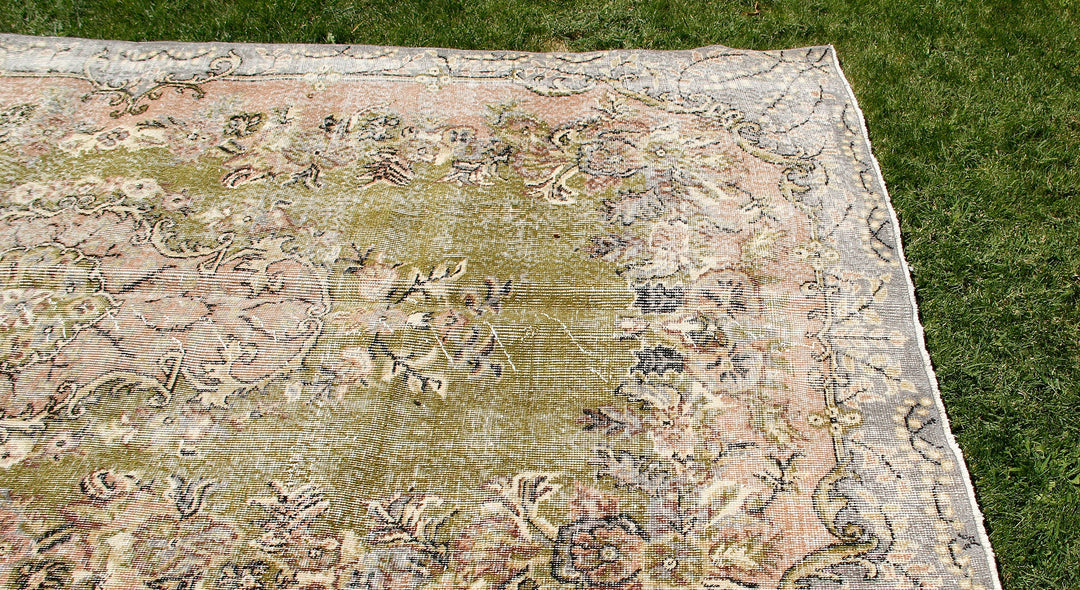 Vintage Handmade Unique Rug  5'9'' X 9'3''