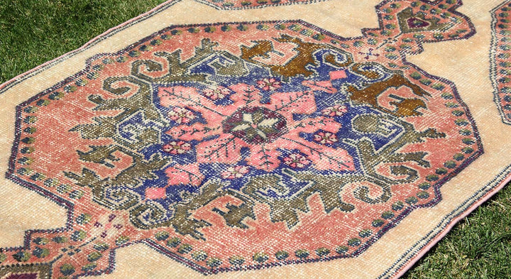 Anatolium Handmade Unique Rug  3'2'' X 6'6''