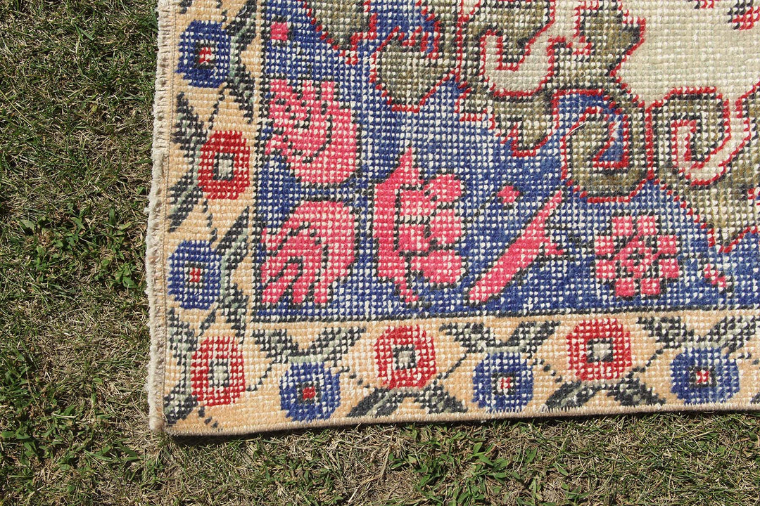 Anatolium Handmade Unique Rug  4'2'' X 6'10''