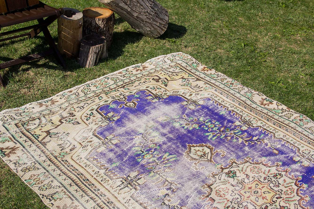 Vintage Handmade Unique Rug  5'1'' X 8'9''