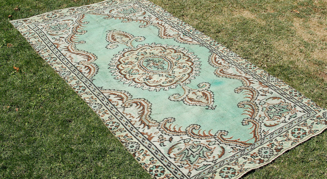 Vintage Handmade Unique Rug  4'12'' X 8'9''