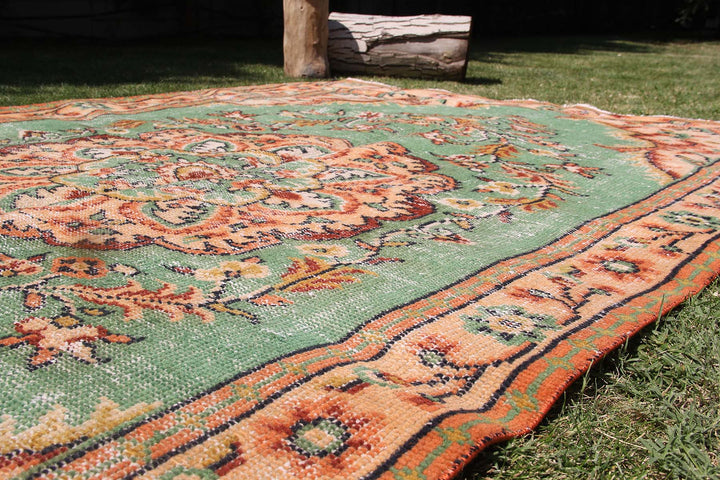 Vintage Handmade Unique Rug  5'7'' X 9'5''