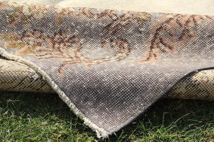 Vintage Handmade Unique Rug  5'9'' X 9'7''