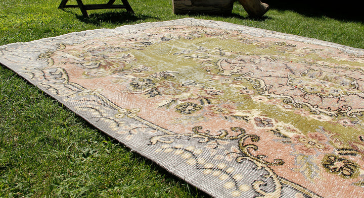 Vintage Handmade Unique Rug  5'9'' X 9'3''