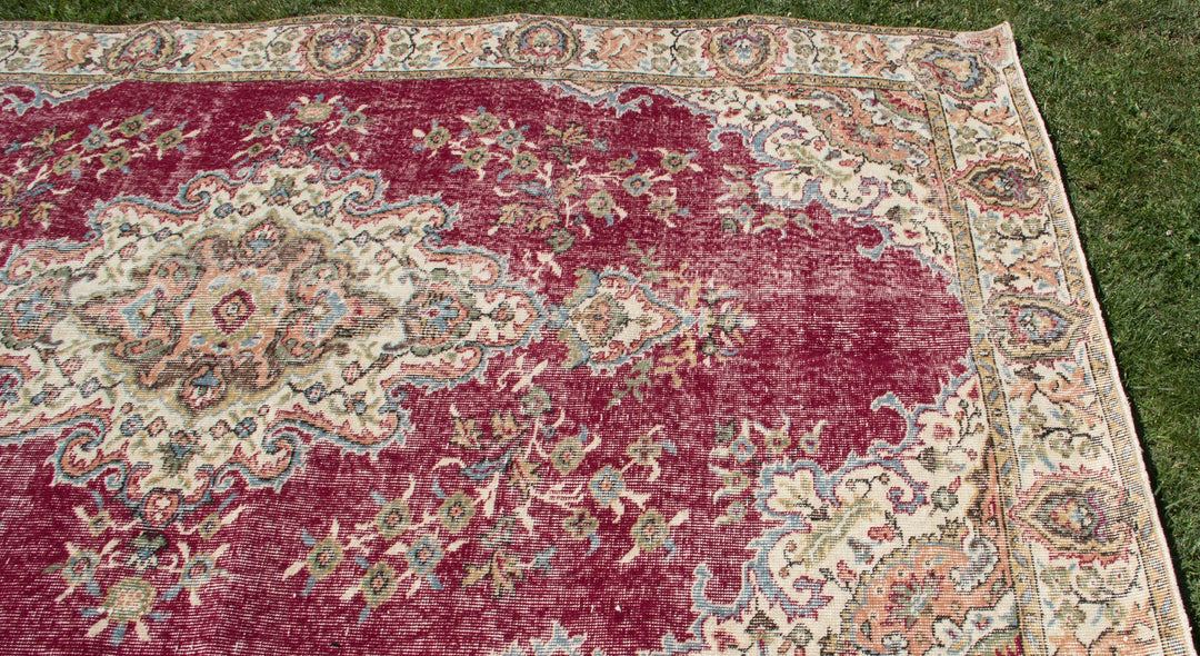 Vintage Handmade Unique Rug  5'9'' X 8'7''