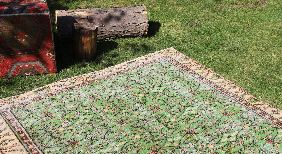 Vintage Handmade Unique Rug  5'4'' X 8'11''