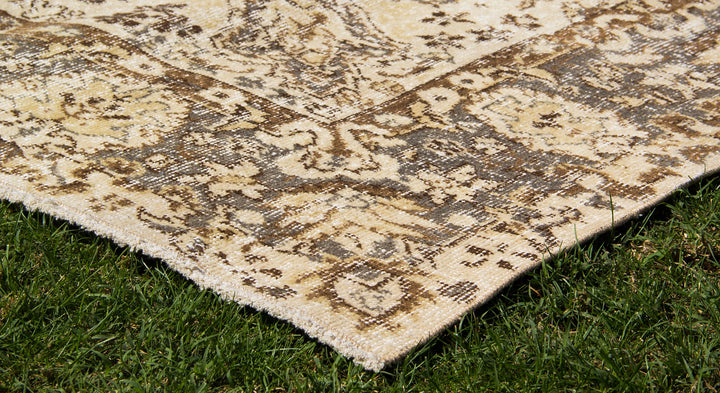 Vintage Handmade Unique Rug  6'9'' X 10'6''