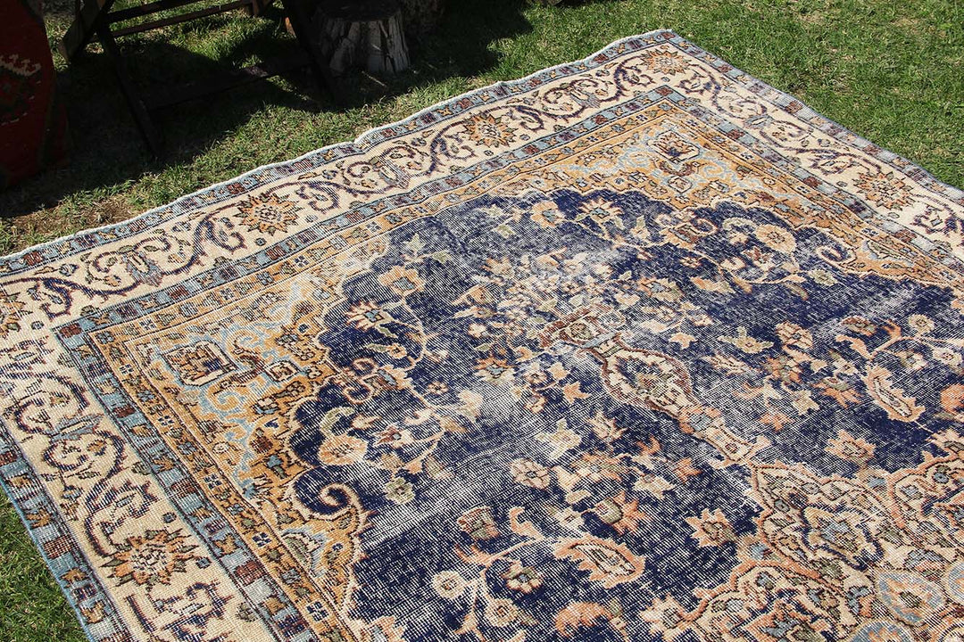 Vintage Handmade Unique Rug Retro 6'5'' X 8’11''