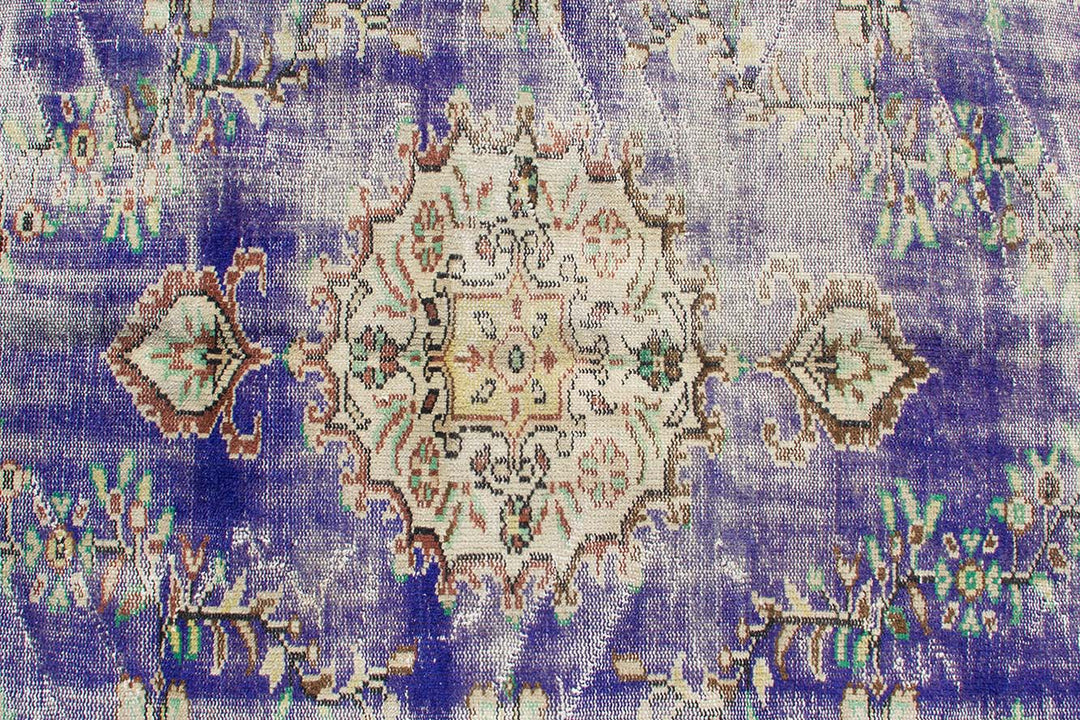 Vintage Handmade Unique Rug  5'1'' X 8'9''