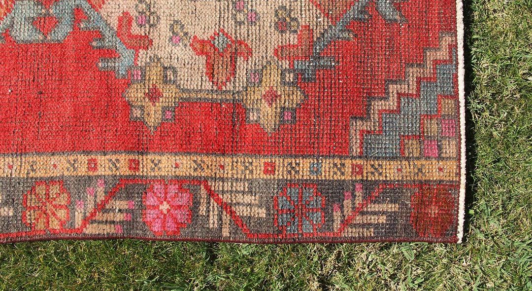Anatolium Handmade Unique Rug  3'3'' X 7'10''