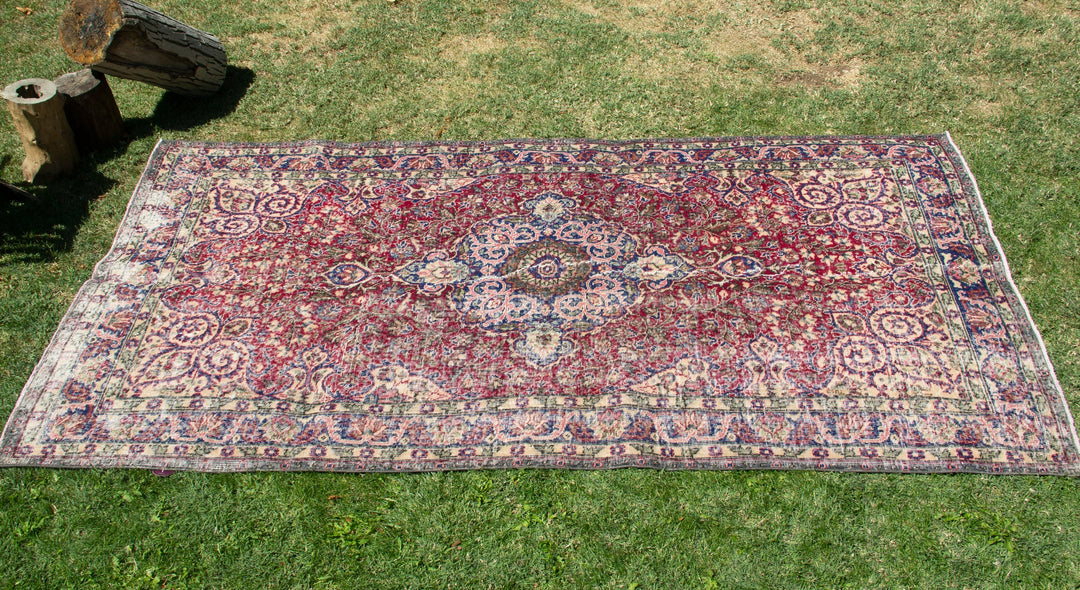 Vintage Handmade Unique Rug  5'1'' X 8'11''