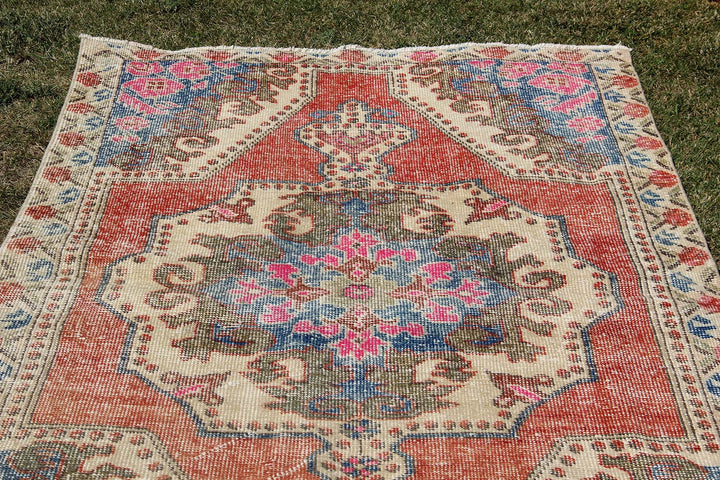 Anatolium Handmade Unique Rug  4'2'' X 6'10''