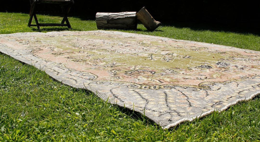 Vintage Handmade Unique Rug  5'9'' X 9'3''