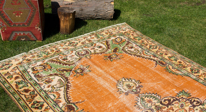 Vintage Handmade Unique Rug  5'5'' X 9'7''