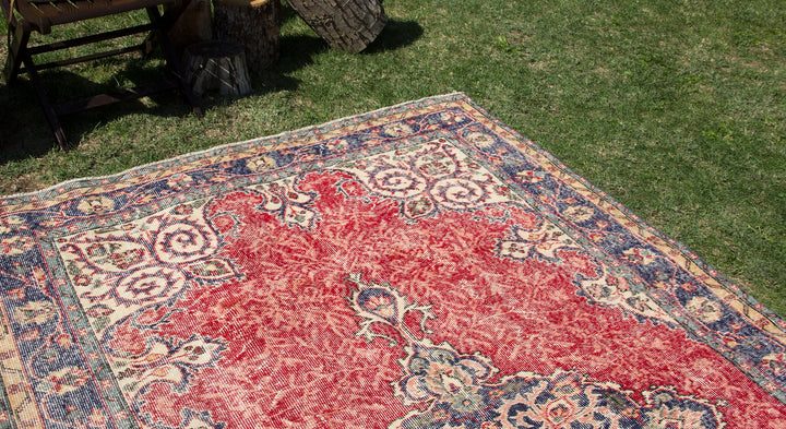 Vintage Handmade Unique Rug  5'9'' X 9'9''