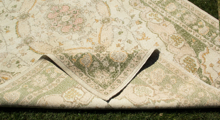 Vintage Handmade Unique Rug  6'0'' X 9'5''