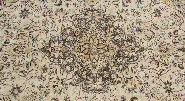 Vintage Handmade Unique Rug  6'9'' X 10'6''