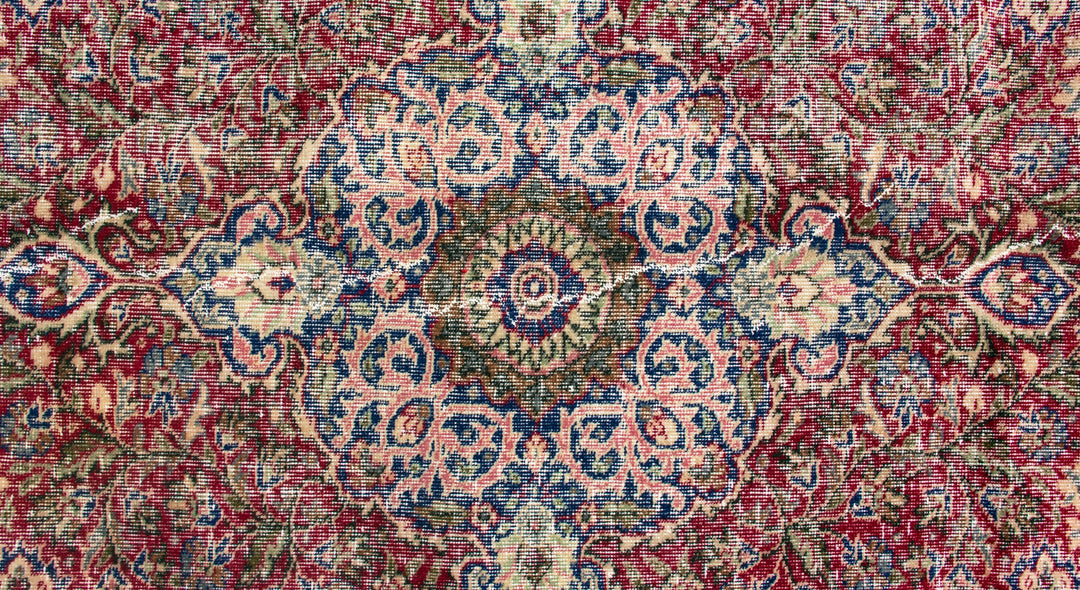 Vintage Handmade Unique Rug  5'1'' X 8'11''