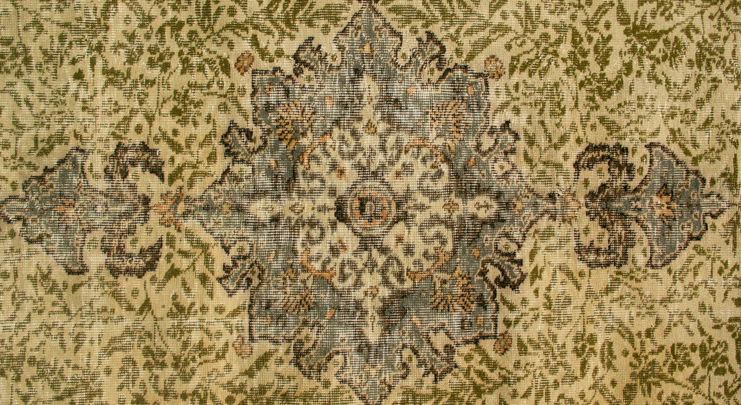 Vintage Handmade Unique Rug  5'1'' X 8'5''