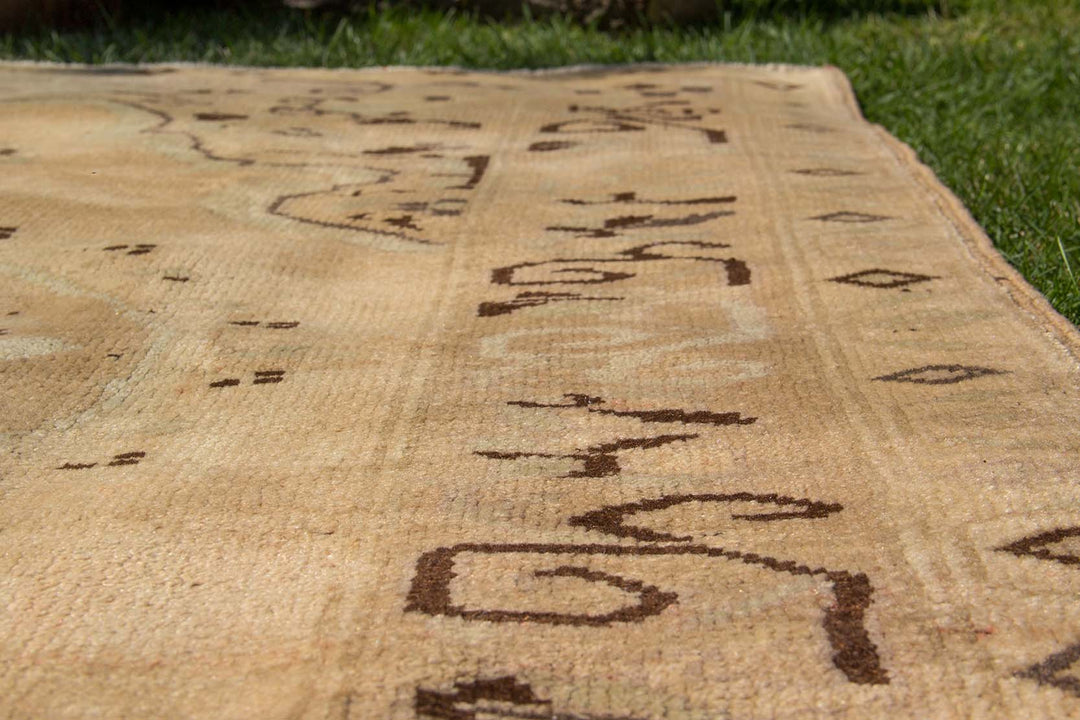 Heritage Handmade Unique Rug  5'2'' X 9'11''