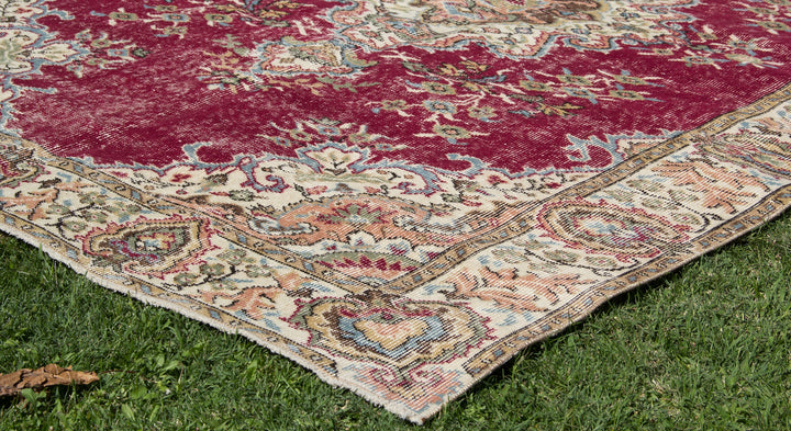 Vintage Handmade Unique Rug  5'9'' X 8'7''