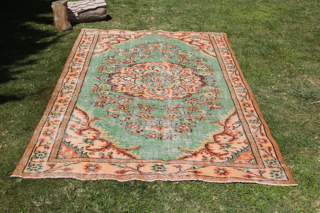 Vintage Handmade Unique Rug  5'7'' X 9'5''