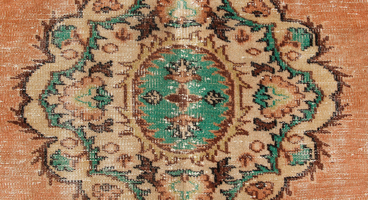 Vintage Handmade Unique Rug Natural 5'3'' X 8'7''