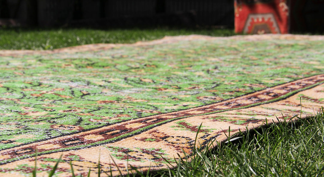 Vintage Handmade Unique Rug  5'4'' X 8'11''