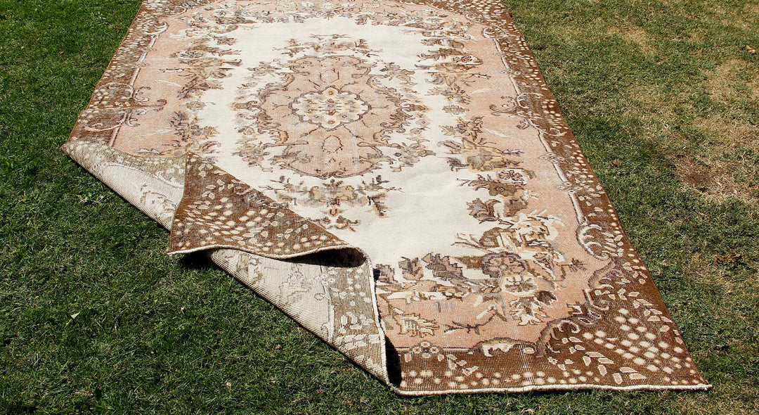 Vintage Handmade Unique Rug  6'5'' X 9'7''