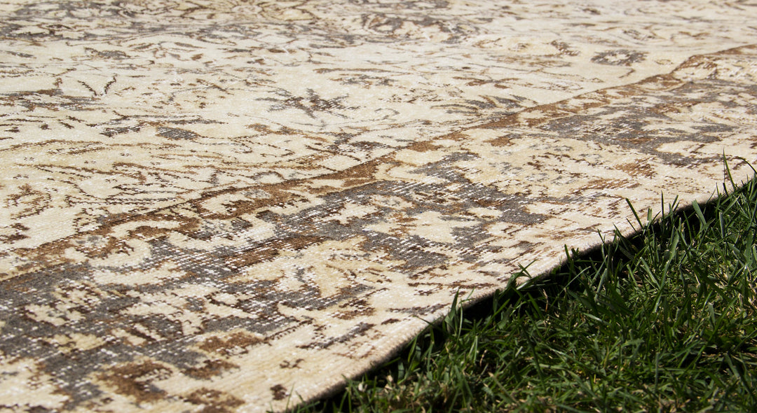 Vintage Handmade Unique Rug  6'9'' X 10'6''